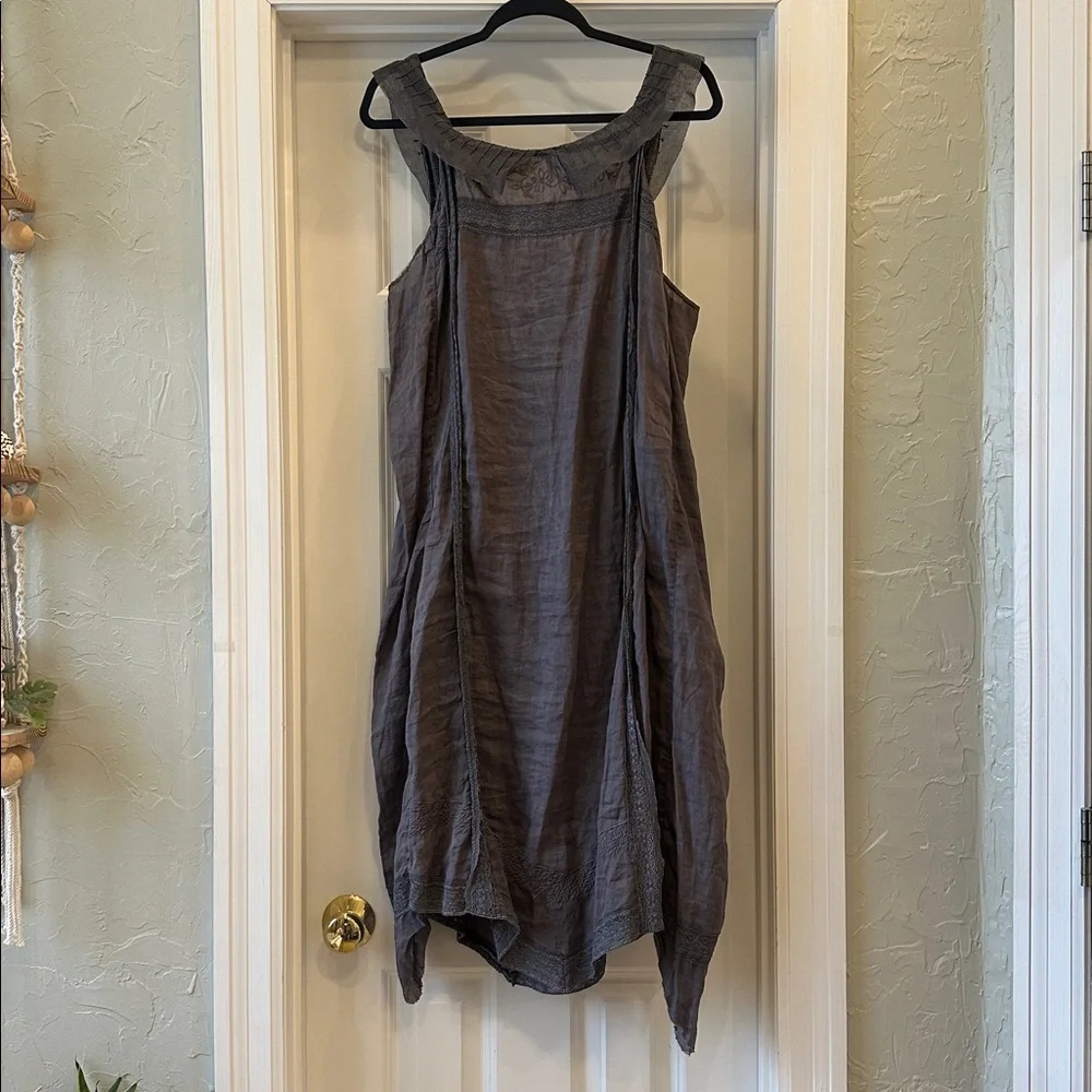 Magnolia Pearl Linen Ramie Anna Cecilie Embroidered Slip - Picture 3 of 6